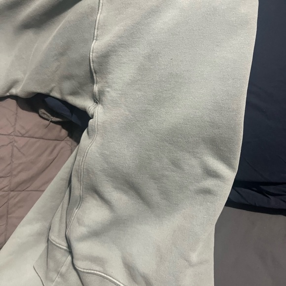 Aritzia Tna sweater - Picture 4 of 8